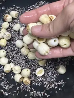 Make Lotus, black rice congee step 2