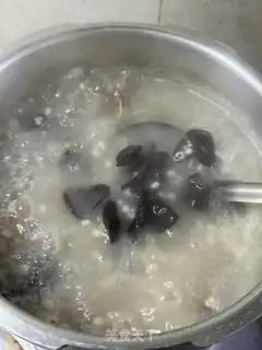 Make A bone soup in the ear step 9