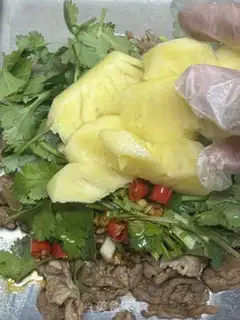 Make Pineapple with beef step 12