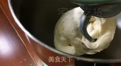 Make Creamed with tea yogurt, hand-to-hand baby-sitting lessons, cream-and-tea-flavored fairy mix。 step 3