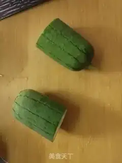 Make Scrawny melon soup step 0