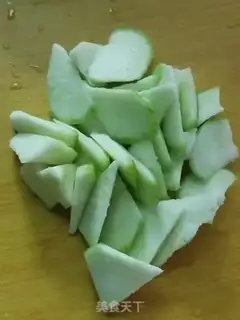 Make Scrawny melon soup step 2