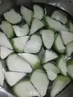 Make Scrawny melon soup step 3