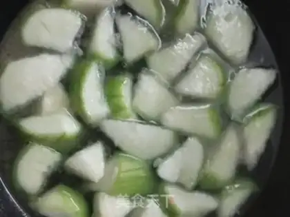 Make Scrawny melon soup step 8