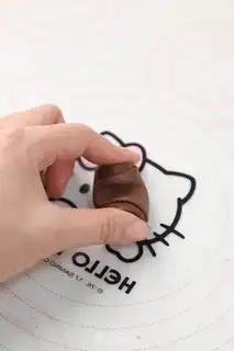 Make Coco butterflies step 18