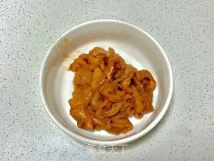 Make Low fat, low Quasi chicken gravy step 1