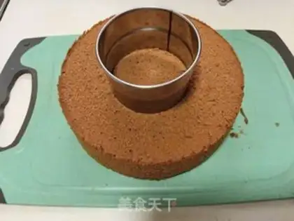 Make Chocolate heart cake step 1