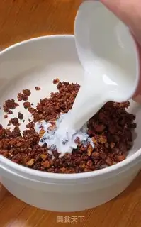 Make Red date cake step 2