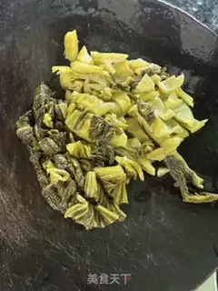 Make Sour bean curded yellowfish step 3