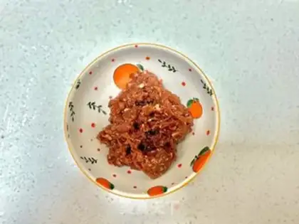 Make Low-fat, low-calorie veal gravy step 1
