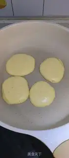 Make Banana waffles step 4