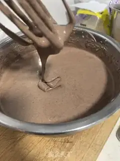 Make Chocolate heart cake step 6