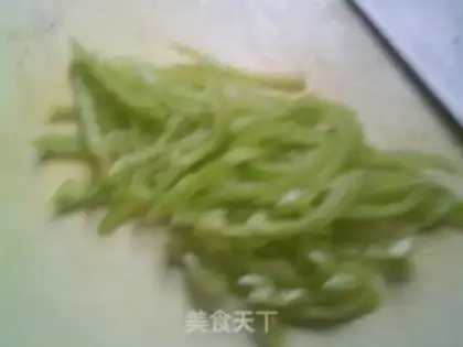Make Green bean sprouts with pepper step 1
