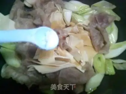 Make Green bean sprouts with pepper step 6