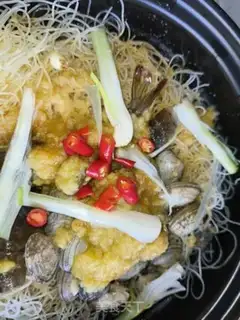 Make A garlic fan with a shrimp nail step 6
