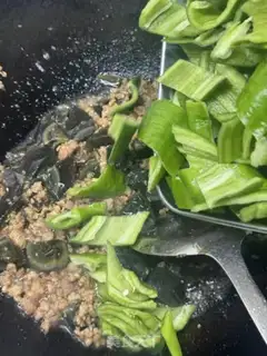 Make Spamball step 8