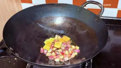 Make Red onion fried chicken step 4