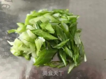 Make Sour sauce and fragrance step 3