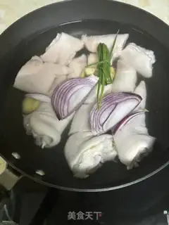 Make The honey, the plum, the hoof step 3