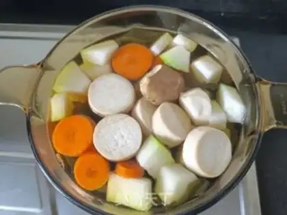 Make The Japanese winter melon dress with shrimp mushroom soup step 5
