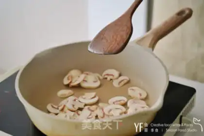 Make Creamed shrimp pasta step 4