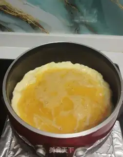 Make A silverfish egg stand step 2