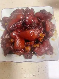 Make The honey, the plum, the hoof step 11