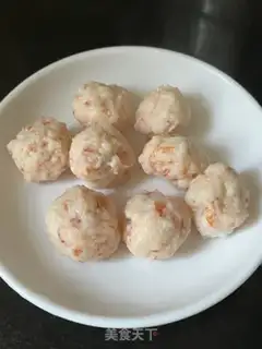 Make Shrimp balls, fresh shrimp noodles step 5