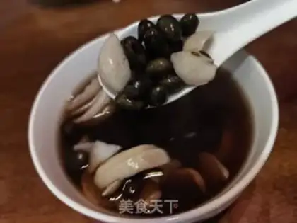Make Black Bean lily soup step 8