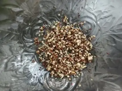 Make Quiaseed quinoa and eggs salad step 0