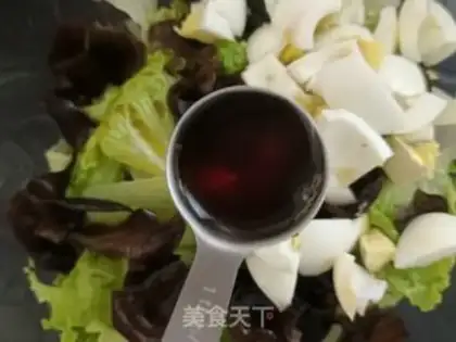Make Quiaseed quinoa and eggs salad step 5