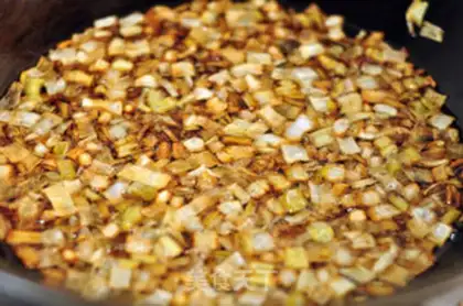 Make The onion platters step 2