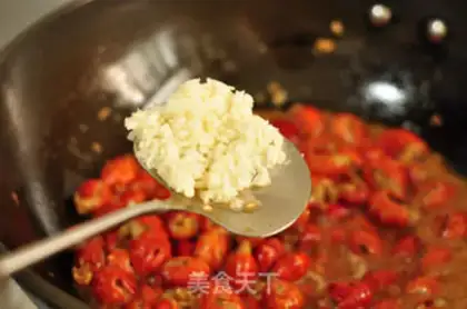 Make Garlic shrimp tail step 7