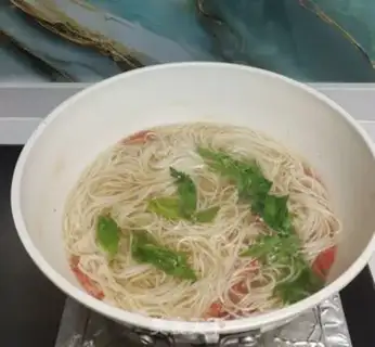 Make Five-flower noodles step 1