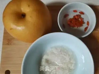 Make Autumn pears are made from the crumbs step 0