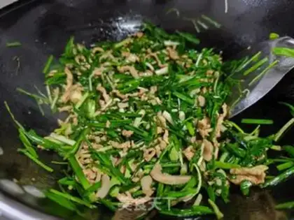 Make Garlic fried meat step 4