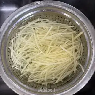 Make Spicy potatoes step 0
