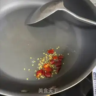 Make Spicy potatoes step 3
