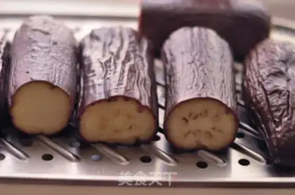 Make Tore the eggplant step 0