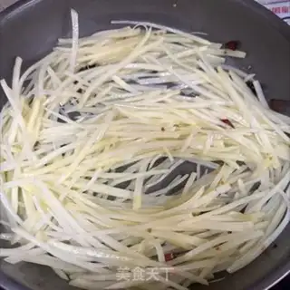 Make Spicy potatoes step 4