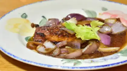 Make Onion pork chops step 8