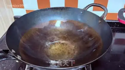 Make Scrambled eggs step 3