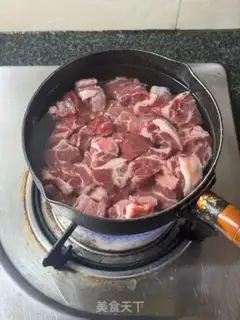 Make Tomato eggs and oxen step 1