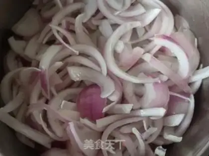 Make Onion fried meat step 2
