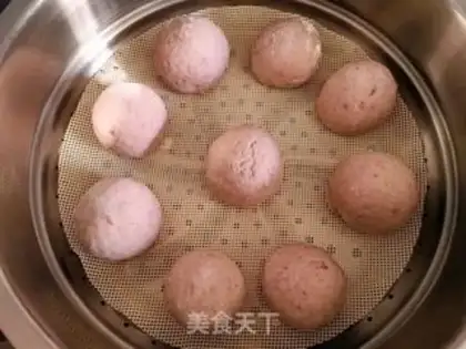 Make Rose-blooded wheat buns step 5