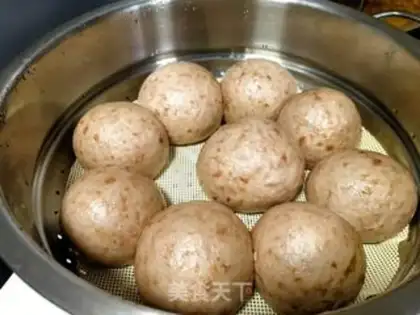 Make Rose-blooded wheat buns step 7