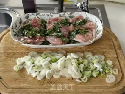 Make Lorraine onions step 2