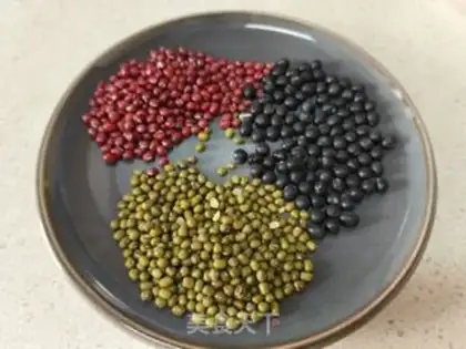 Make Black beans, green beans, red bean soup step 0