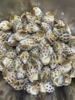 Make Garlic mustard snail step 0