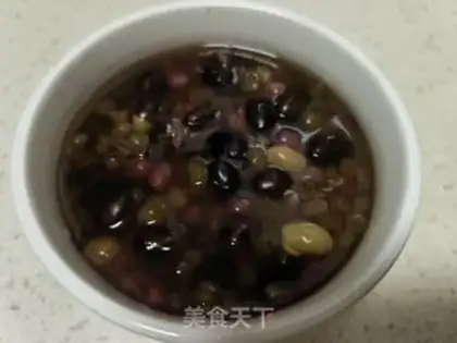 Make Black beans, green beans, red bean soup step 4